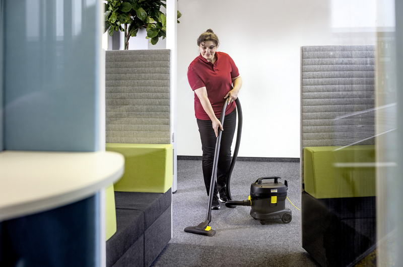 Пылесос профессиональный Karcher T 11/1 Classic Adv Go!Further (1.527-222.0) - фото 2 Пылесос профессиональный Karcher T 11/1 Classic Adv Go!Further (1.527-222.0) - фото 2