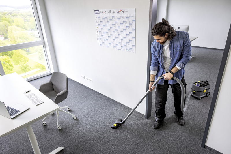 Профессиональный аккумуляторный пылесос Karcher T 10/1 Bp без АКБ и ЗУ (1.527-352.0) - фото 6