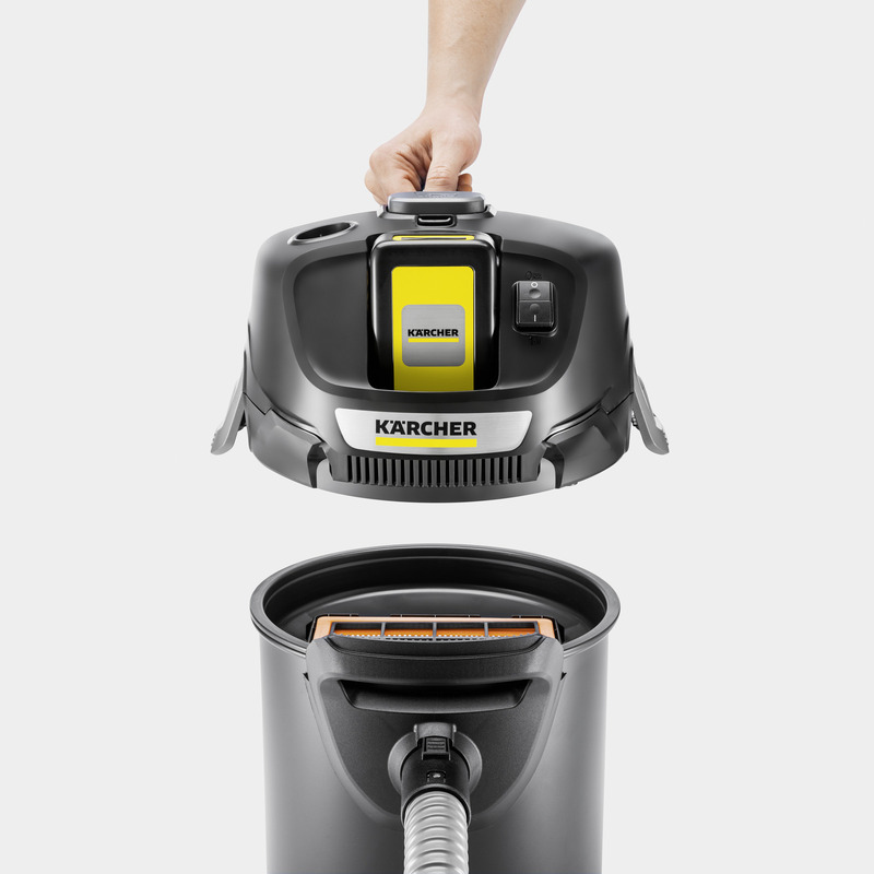 Пылесос для золы и пепла Karcher AD 2 Battery без АКБ та ЗУ (1.348-300.0) Europe - фото 2 Пылесос для золы и пепла Karcher AD 2 Battery без АКБ та ЗУ (1.348-300.0) Europe - фото 2