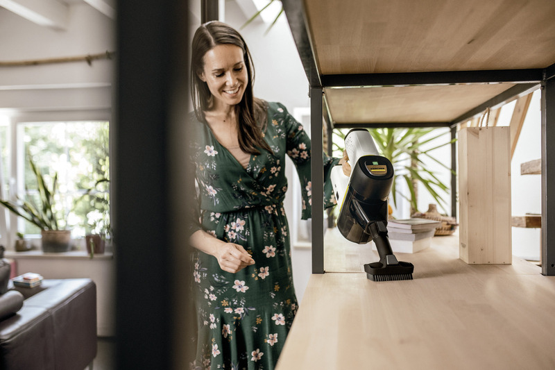 Вертикальный + ручной пылесос (2в1) Karcher VC 6 Cordless ourFamily (1.198-670.0) - фото 2 Вертикальный + ручной пылесос (2в1) Karcher VC 6 Cordless ourFamily (1.198-670.0) - фото 2