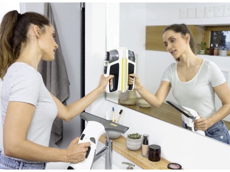 Віконний пилосос Karcher WV 2 Premium + KV 4 Premium (1.633-219.0) Europe - фото 3