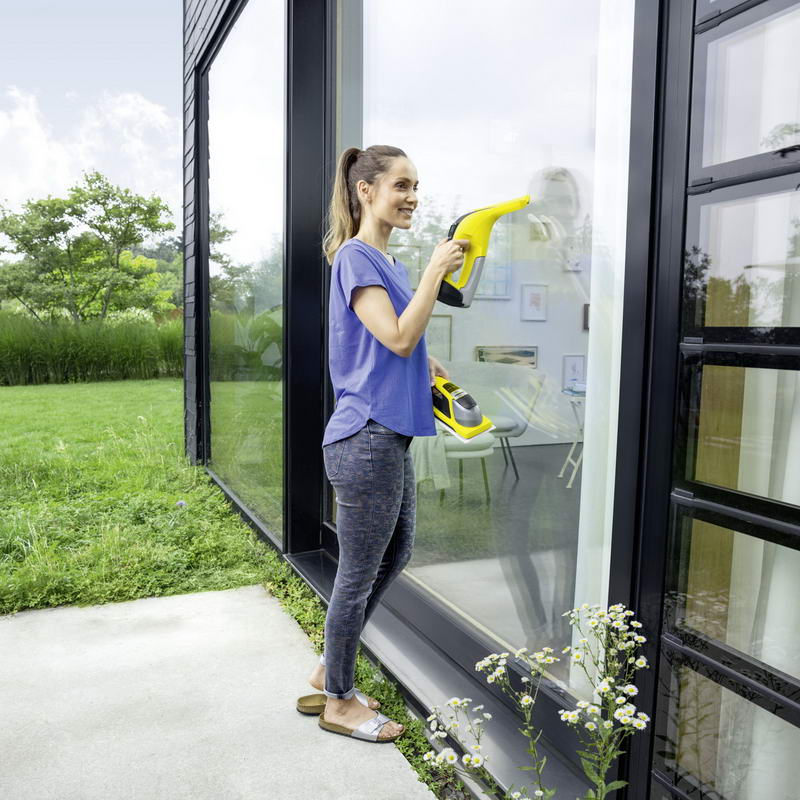 Пылесос для окон Karcher WV 6 + KV 4 (1.633-570.0) Europe - фото 8 Пылесос для окон Karcher WV 6 + KV 4 (1.633-570.0) Europe - фото 8