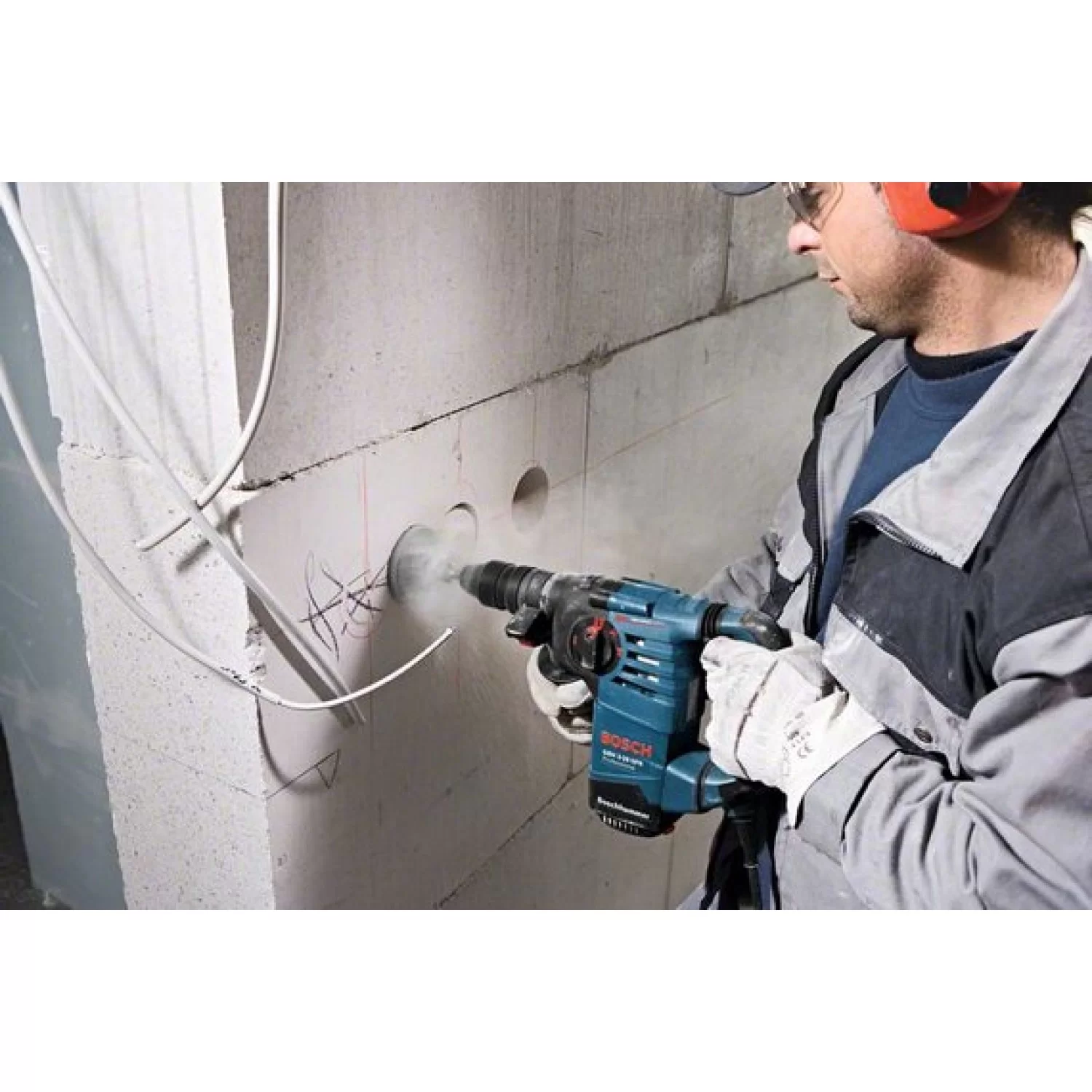 Перфоратор BOSCH 800 Вт GBH 3-28 DFR SDS-Plus (061124A000) - фото 1