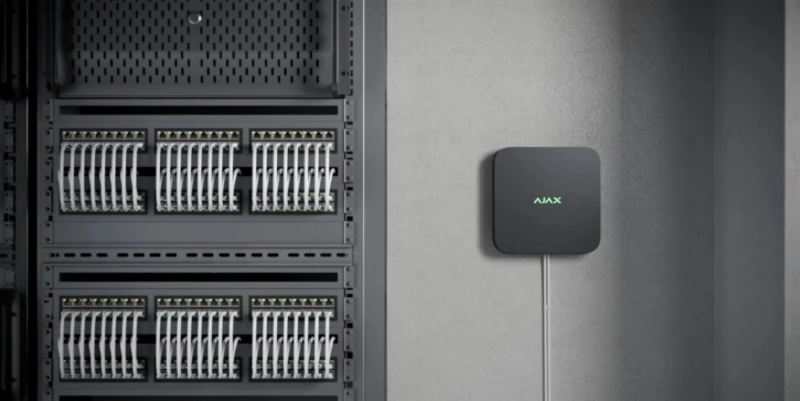 Мережевий відеореєстратор Ajax NVR (8ch) Black (47730.122.BL) - фото 2 Мережевий відеореєстратор Ajax NVR (8ch) Black (47730.122.BL) - фото 2