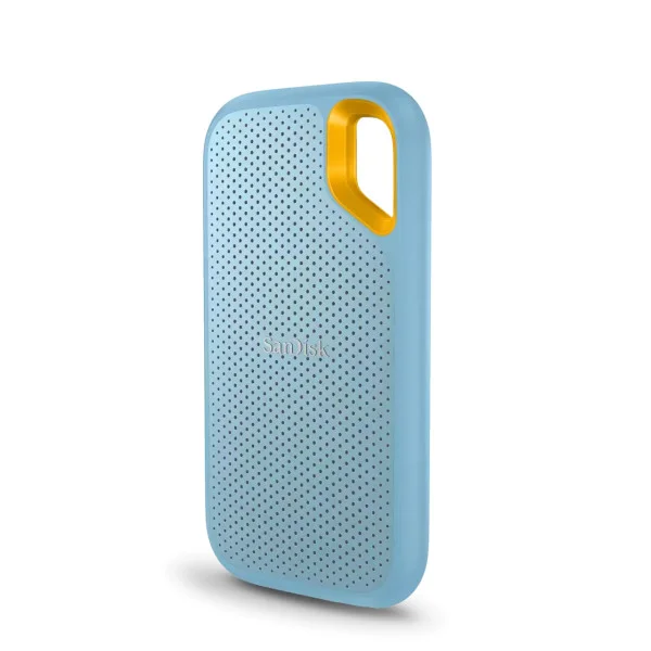 SSD накопитель SanDisk Extreme Portable V2 2 TB Sky Blue (SDSSDE61-2T00-G25B) - фото 1