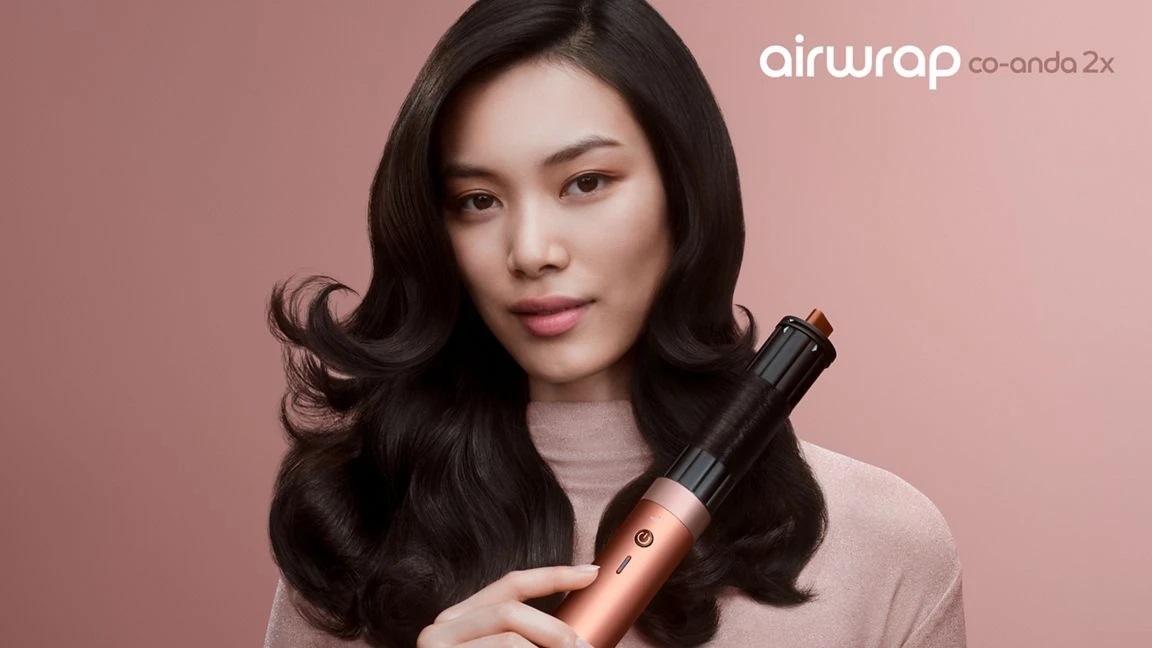 Мультистайлер Dyson Airwrap Co-anda2x Multi-styler & Dryer Straight+Wavy Ceramic Apricot/Topaz (264002-01) - фото 2 Мультистайлер Dyson Airwrap Co-anda2x Multi-styler & Dryer Straight+Wavy Ceramic Apricot/Topaz (264002-01) - фото 2