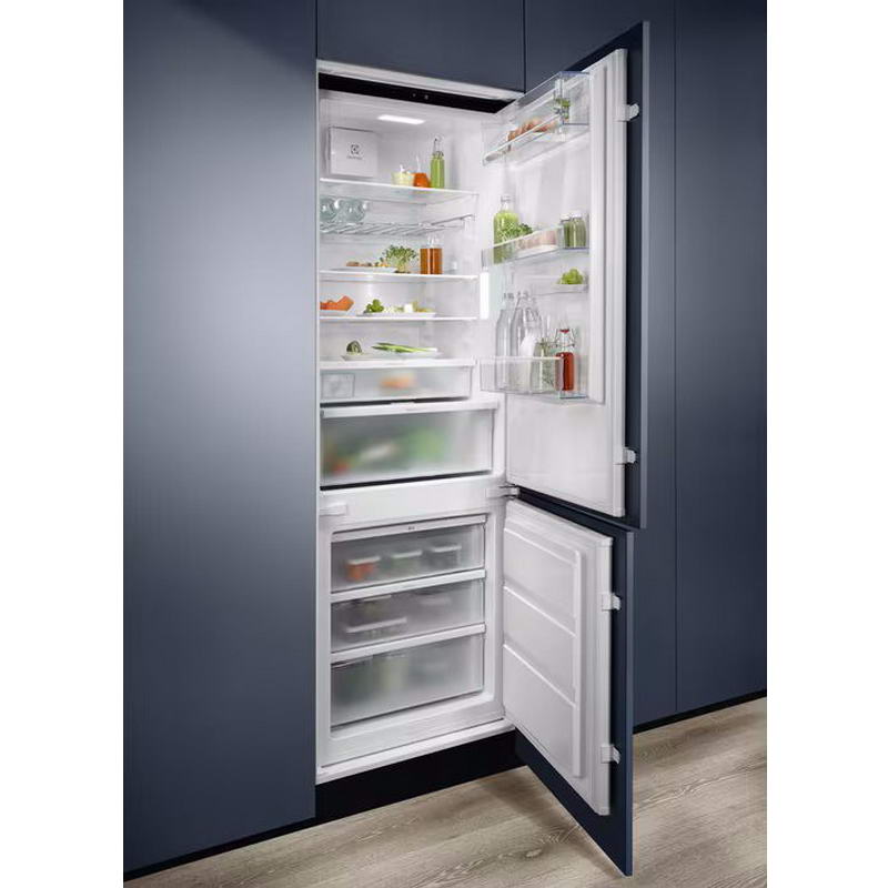 Вбудований холодильник Electrolux KNG7TE75S - фото 1 Вбудований холодильник Electrolux KNG7TE75S - фото 1