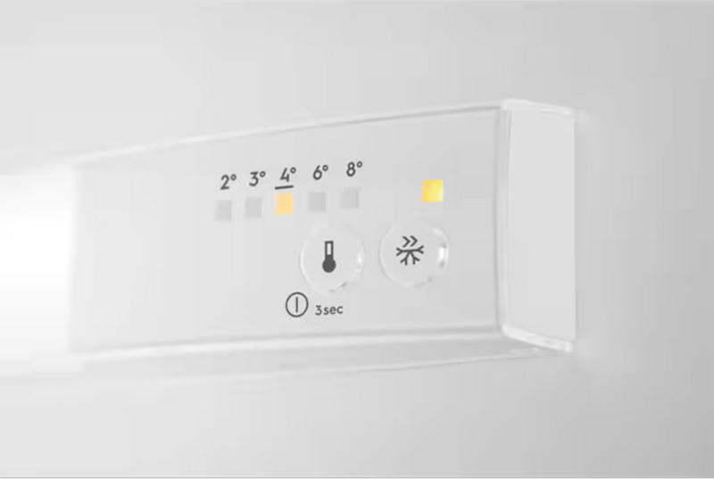 Вбудований холодильник Electrolux LNS3LE18S - фото 1 Вбудований холодильник Electrolux LNS3LE18S - фото 1